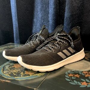 Adidas Cloudfoam shoes like new!
